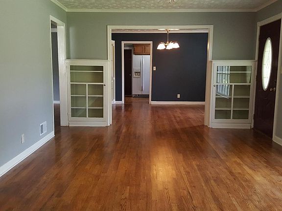 2nd image of 5325 Pioneers Blvd