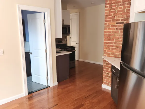 2695 Kennedy Boulevard image 3 of 26