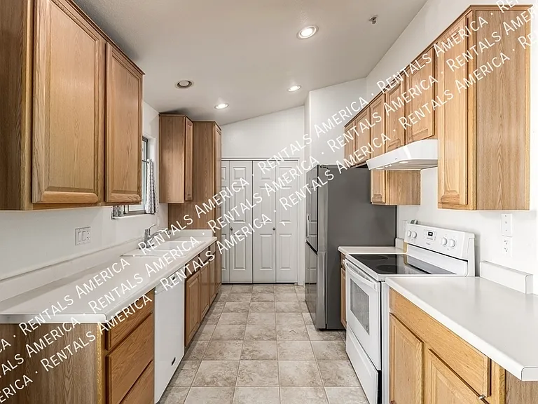 7550 E Earll Dr #74 — Photo 10