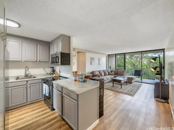 95-273 Waikalani Dr APT D901, Mililani, HI 96789