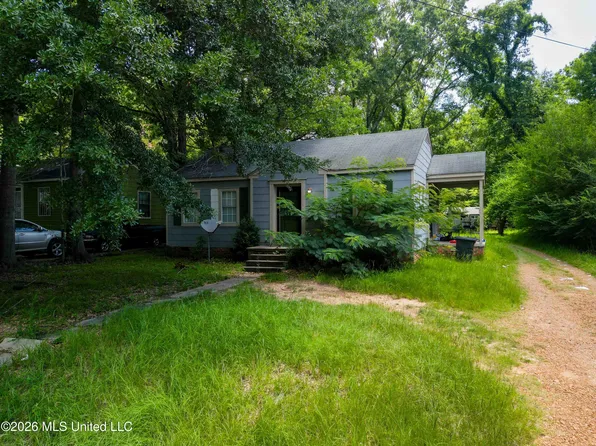 131 Carolyn Ave, Jackson, MS 39209