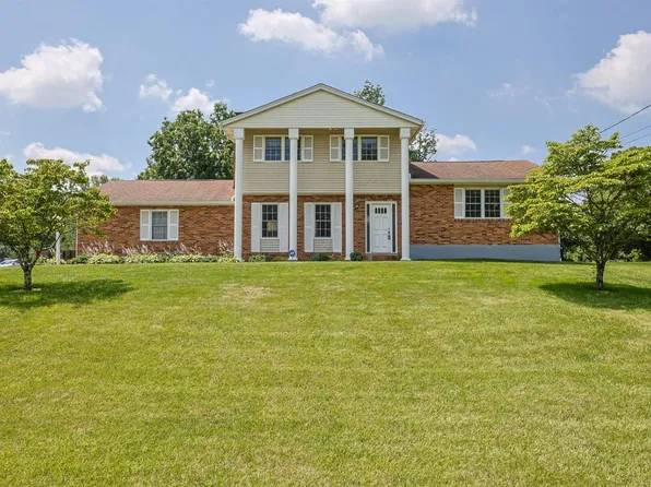 8285 Taffy Dr, West Chester, OH 45069