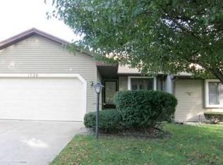 1726 Lowell Wood W, Mishawaka, IN