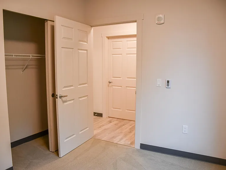 Kirkland Heights Apartments — Photo 107