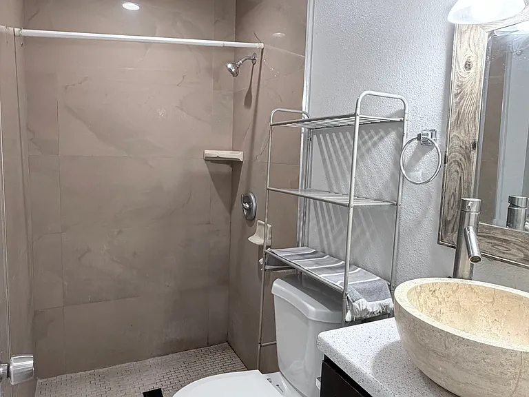 5311 S Wren St — Photo 3