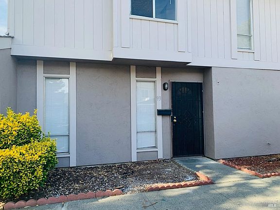 4th image of 93 El Toro Court