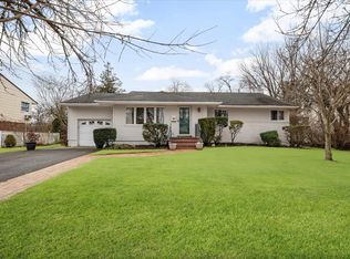 36 Sherman Dr, Syosset, NY 11791