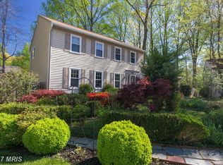 9472 Lapstrake Ln, Burke, VA 22015