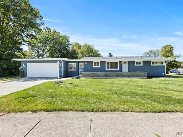 1076 98th St, Niagara Falls, NY 14304