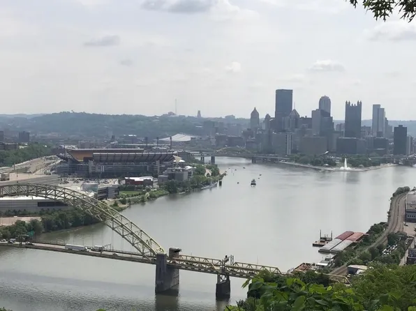 212 Lorenz Ave, Pittsburgh, PA 15220