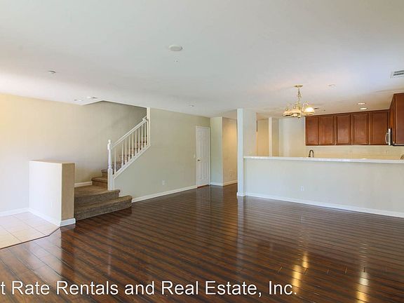 3rd image of 25836 Iris Ave Unit B