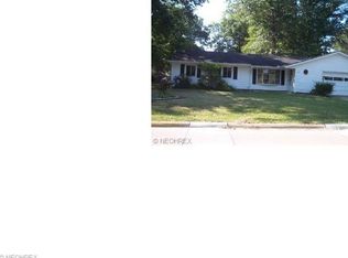 4819 Pineview Dr, Vermilion, OH 44089