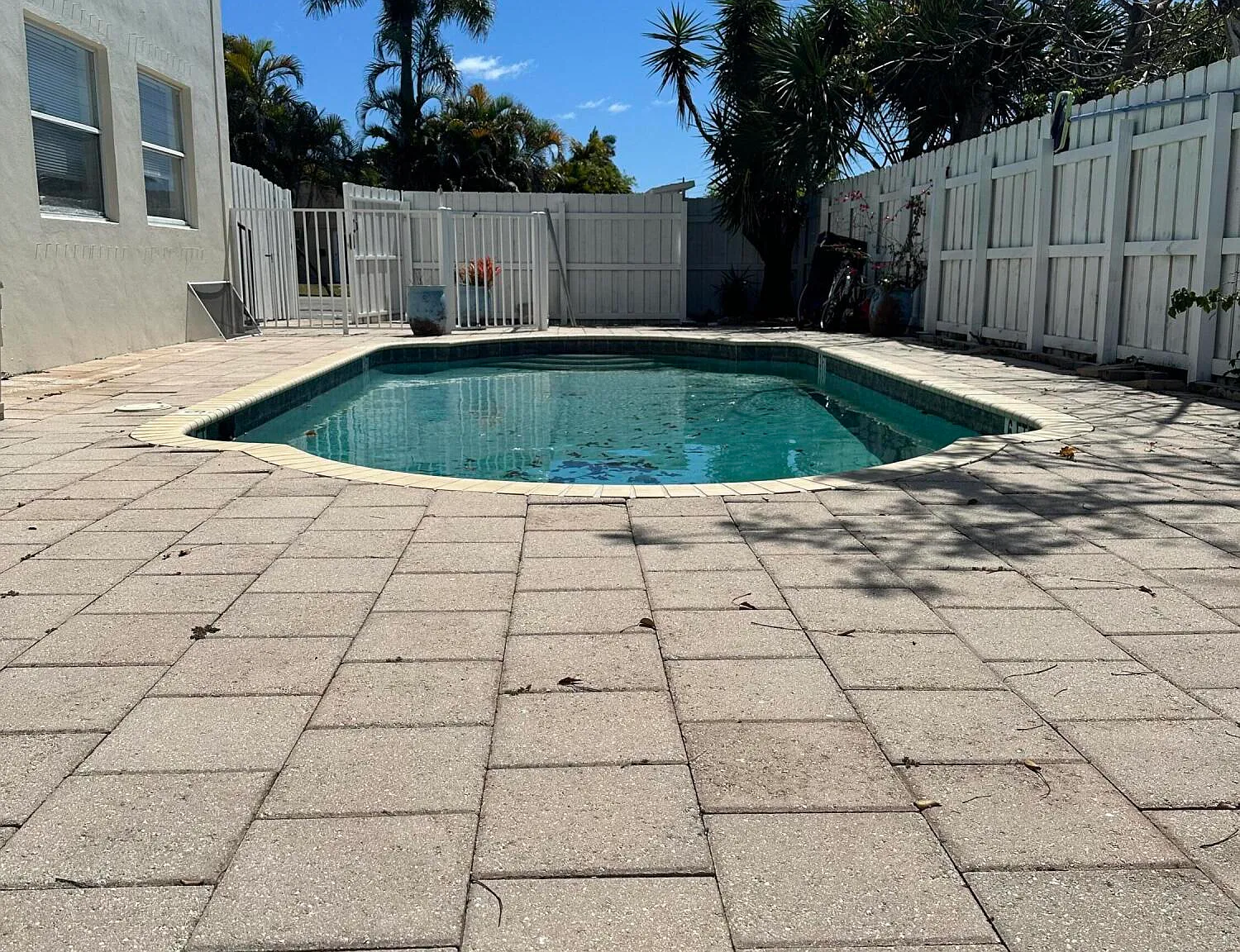 1 bed, 1.0 bath, 658 sqft, $2,000 — Photo 1