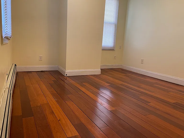 30 Beacon Ave — Photo 14