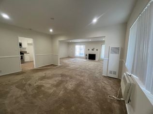 1690 Amberwood Dr APT D, South Pasadena, CA 91030