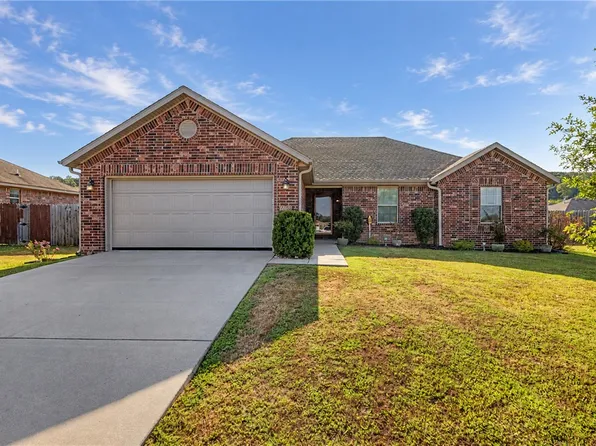1266 Silver Oak St, Elkins, AR 72727