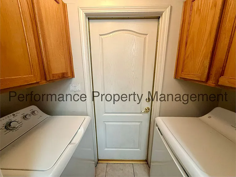 7217 Silver Spray Ave — Photo 14