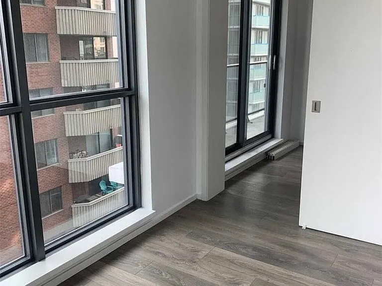 159 Dundas St E #905 — Photo 4
