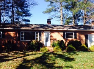 831 Siloam Rd, Mount Airy, NC 27030