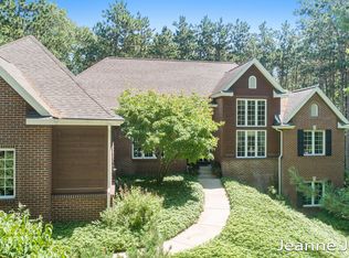 3160 Mahogany Ct NE, Grand Rapids, MI 49525