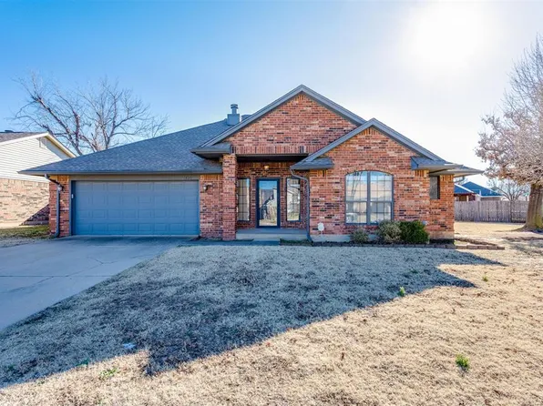 1400 Chimney Hill Rd, Yukon, OK 73099