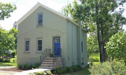 1st image of 18 Burr St
