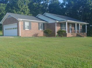 25 Thompson Rd, Taylors, SC 29687
