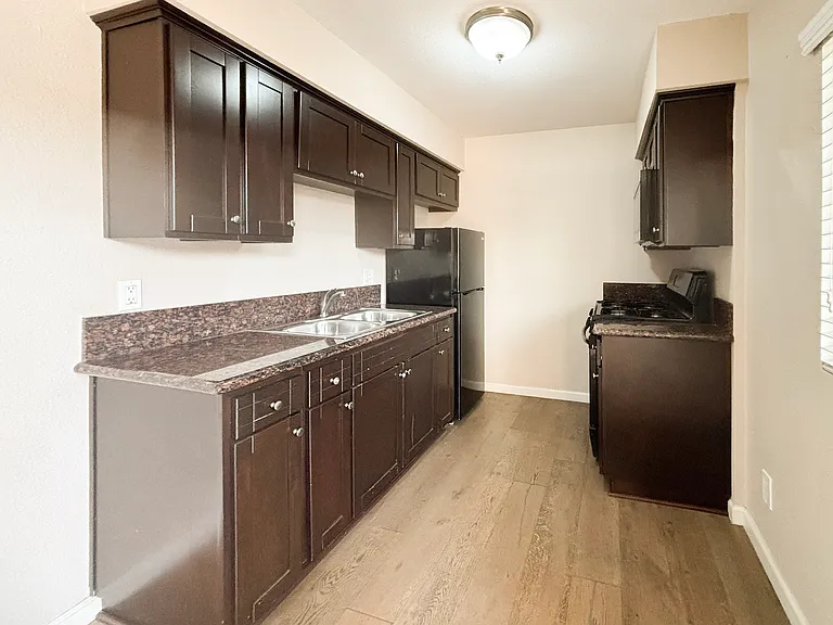 2877 A St #17 — Photo 7