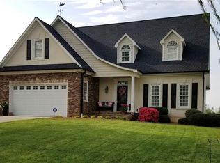 334 Kingsmill Dr, Advance, NC 27006