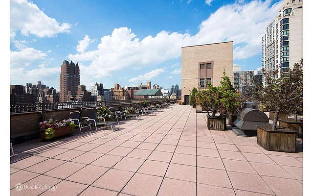 Rented by Douglas Elliman | media 14