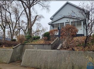 1222 W 5th St, Sioux City, IA 51103