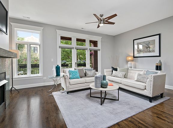 3rd image of 3718 N Southport Ave #2N