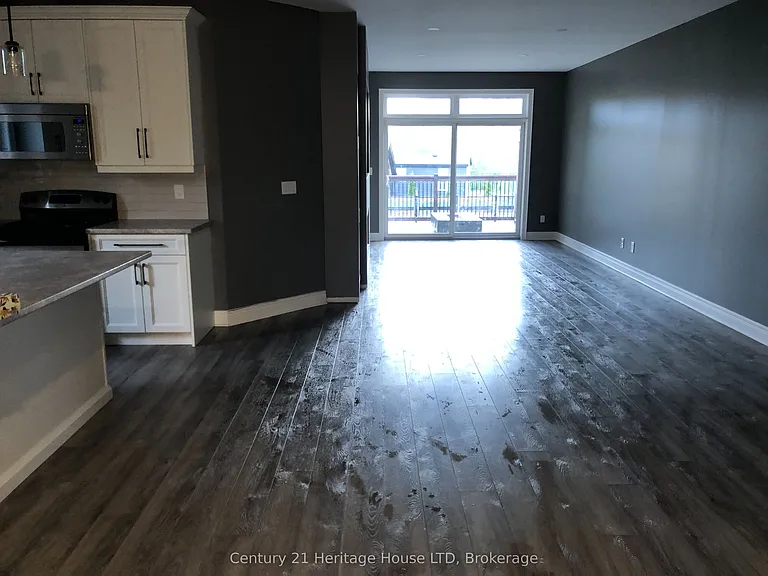 8439 Willoughby Dr W — Photo 2
