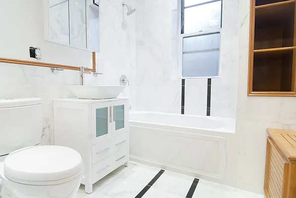 Rented by WAM Partners - William Moses Co. | media 31