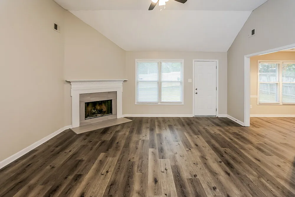 3 bed, 2.0 bath, 1534 sqft, $1,770 — Photo 3
