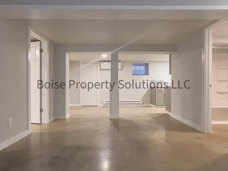 1510 W Franklin St #3 — Photo 5
