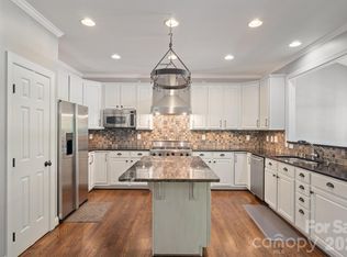 14509 Greenpoint Ln, Huntersville, NC 28078