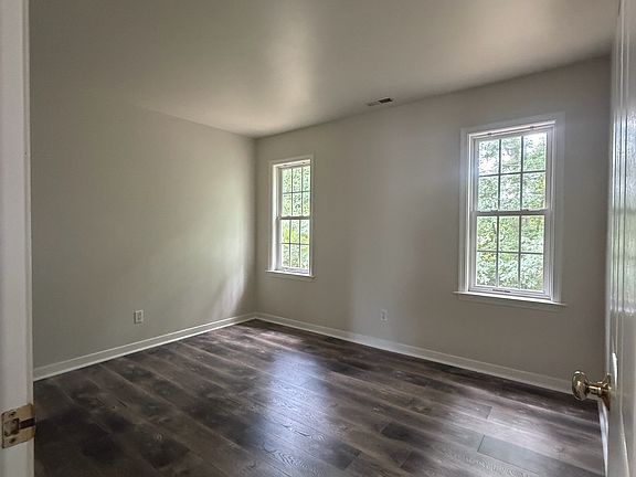 3rd image of 11725 Walnut Wood Ct