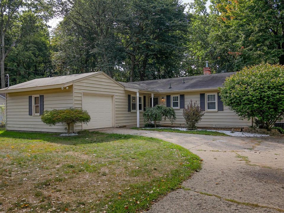 628 Larkspur-101
