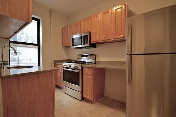 Rented by Bold New York | media 14