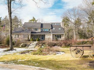 417 Candia Rd, Chester, NH 03036