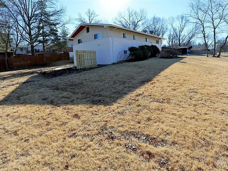 11151 Glacier Dr — Photo 36