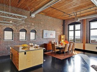 81 Vine St APT 300, Seattle, WA 98121