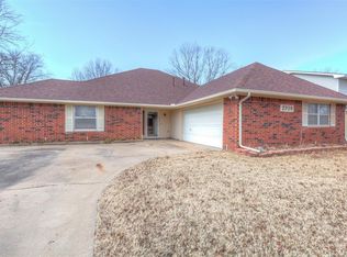 2709 S 27th St, Muskogee, OK 74401