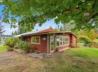 1395 Rockford Rd, Hood River, OR 97031