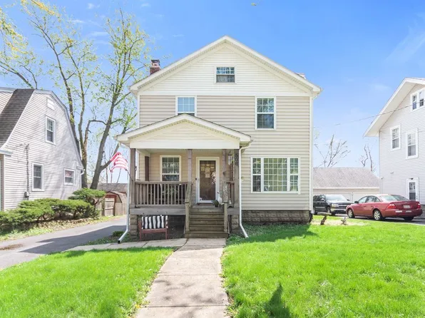 506 Hardin Ave, Aurora, IL 60506