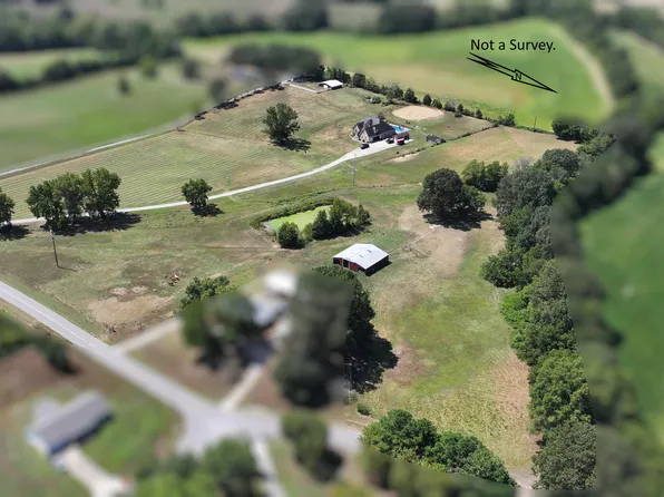 35 Parker Ln, Milan, TN 38358