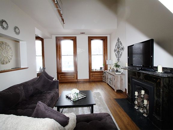 2nd image of 100 E North Ave #4