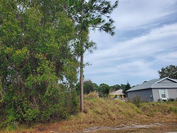 2nd image of 1009 SW CASTANEDA LANE LOT 12