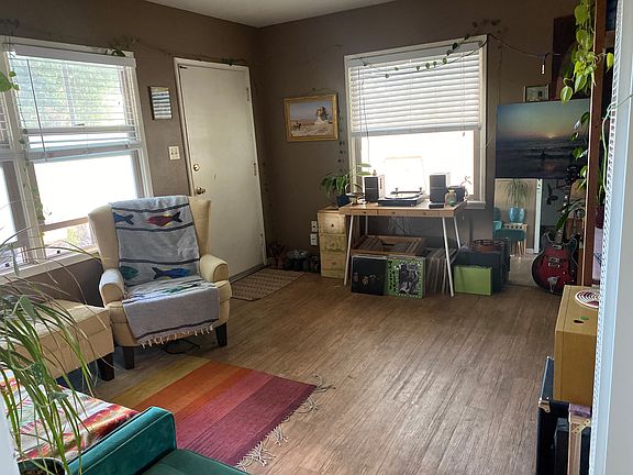 2nd image of 1729 Johnson Ave #1729